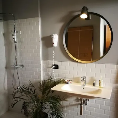 Palazzo De Il Nuovo Duca Minimo Bed & Breakfast 3*